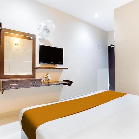 Sejati Hotel ซีเตียวัน ภายนอก รูปภาพ